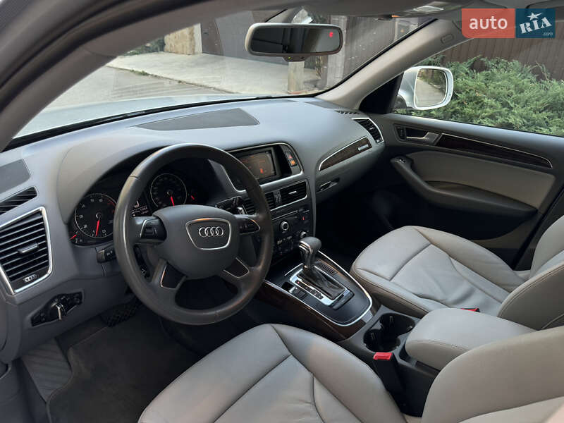 Внедорожник / Кроссовер Audi Q5 2013 в Харькове