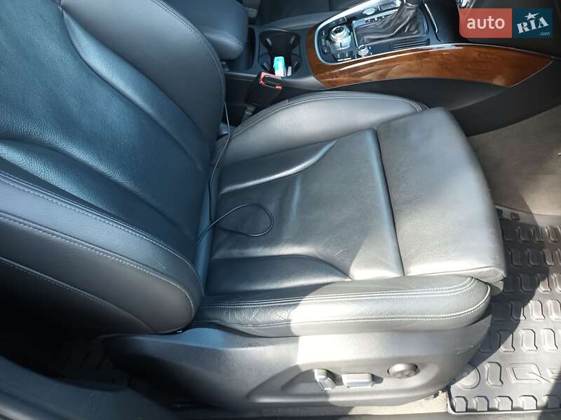 Позашляховик / Кросовер Audi Q5 2015 в Івано-Франківську