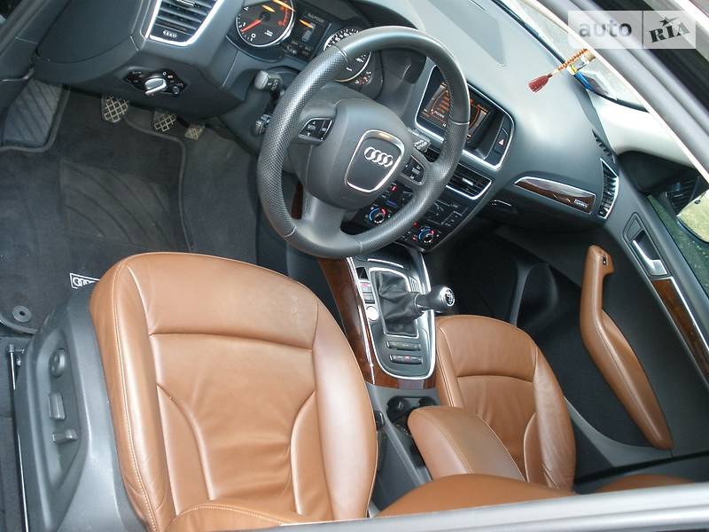 Внедорожник / Кроссовер Audi Q5 2009 в Киеве