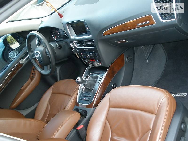 Внедорожник / Кроссовер Audi Q5 2009 в Киеве