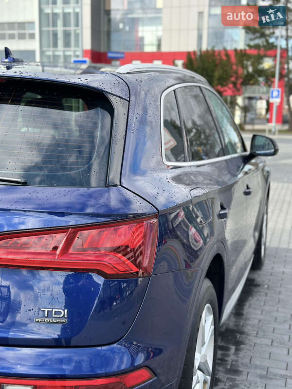 Внедорожник / Кроссовер Audi Q5 2017 в Львове