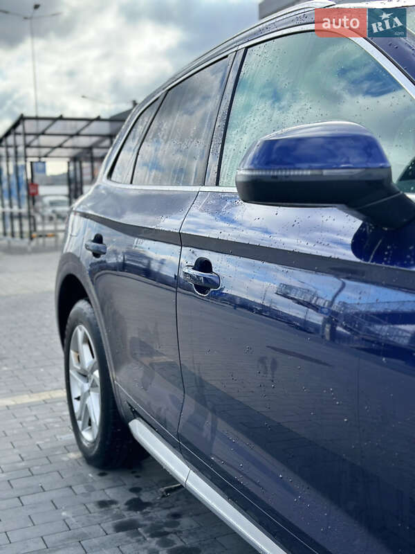 Внедорожник / Кроссовер Audi Q5 2017 в Львове