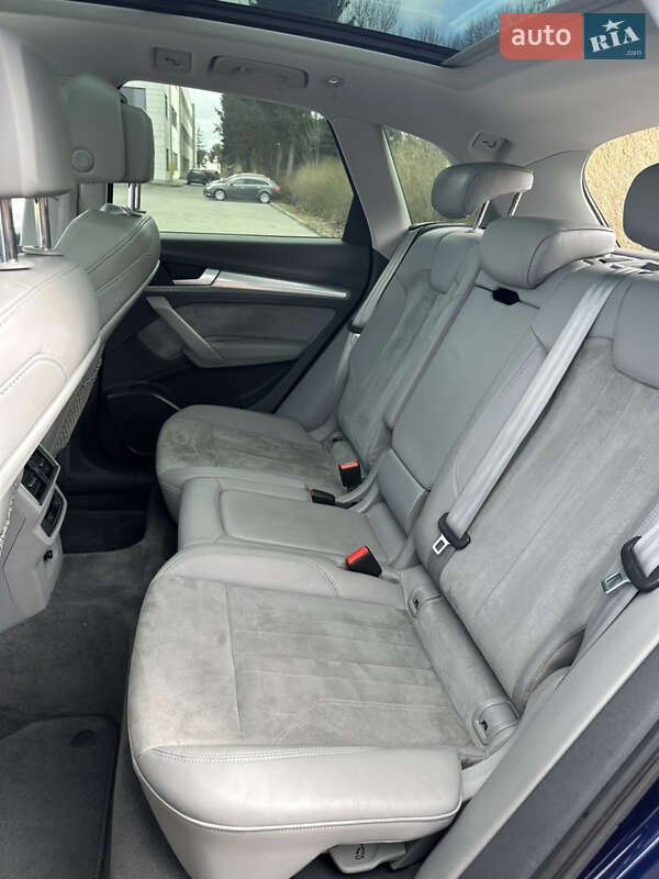 Внедорожник / Кроссовер Audi Q5 2017 в Львове