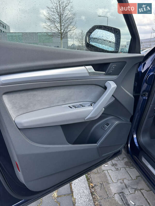 Внедорожник / Кроссовер Audi Q5 2017 в Львове