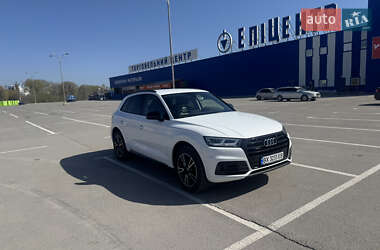 Audi Q5  2019