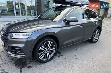 Audi Q5  2019