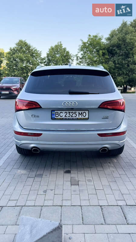 Внедорожник / Кроссовер Audi Q5 2015 в Ровно