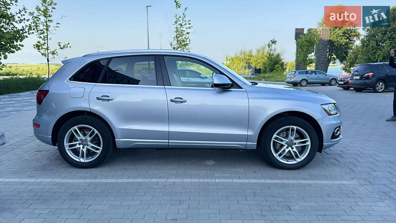 Внедорожник / Кроссовер Audi Q5 2015 в Ровно