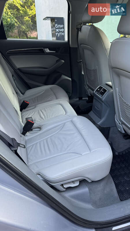 Внедорожник / Кроссовер Audi Q5 2015 в Ровно