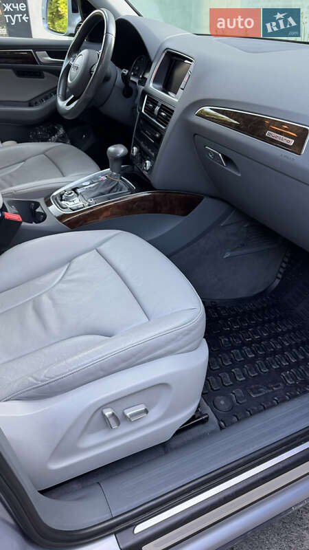 Внедорожник / Кроссовер Audi Q5 2015 в Ровно