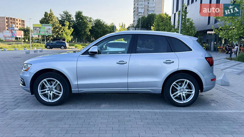 Внедорожник / Кроссовер Audi Q5 2015 в Ровно