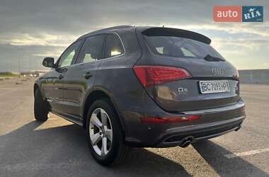 Audi Q5  2011