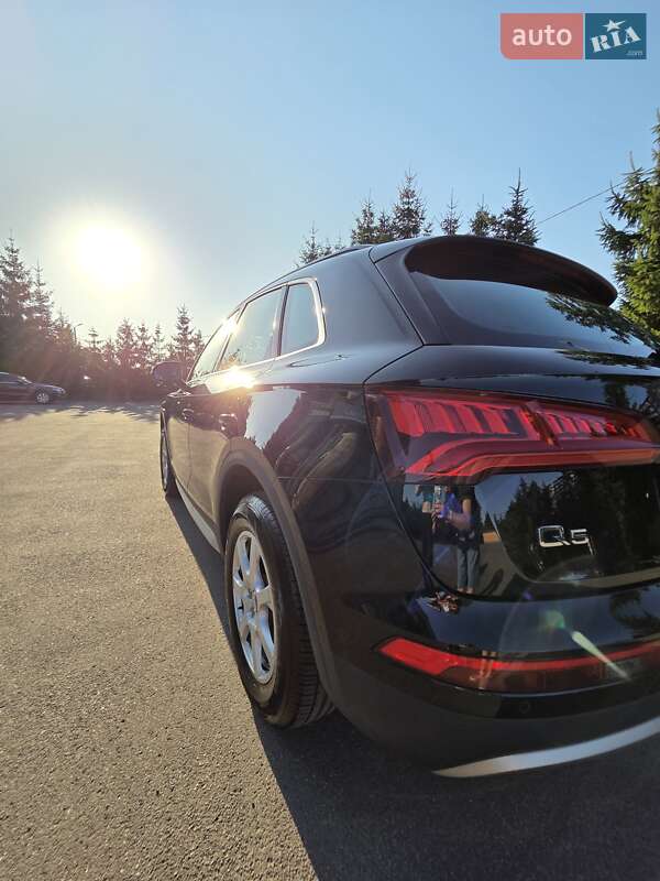 Внедорожник / Кроссовер Audi Q5 2017 в Тернополе