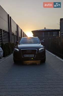 Audi Q5  2011