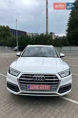 Audi Q5  2018