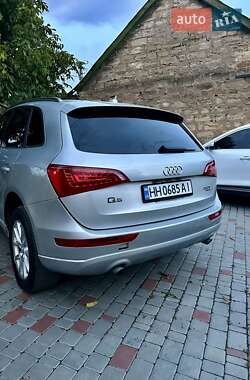 Audi Q5  2011