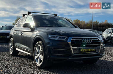 Audi Q5  2019