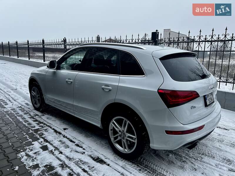 Внедорожник / Кроссовер Audi Q5 2012 в Одессе