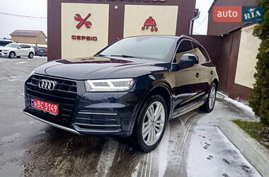 Audi Q5  2019