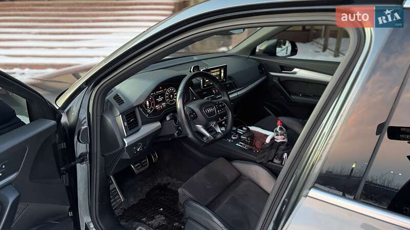Позашляховик / Кросовер Audi Q5 2017 в Києві