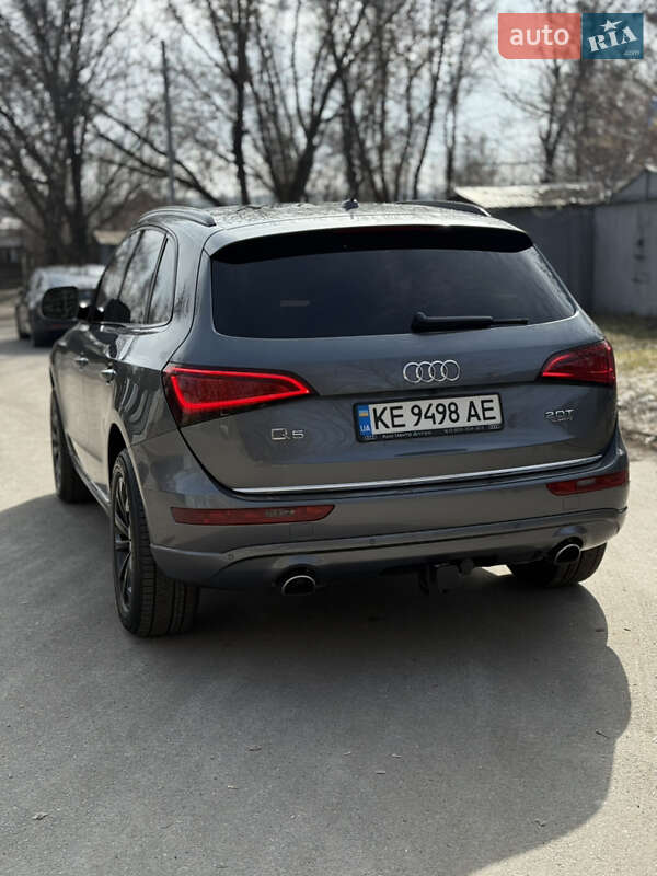 Позашляховик / Кросовер Audi Q5 2015 в Дніпрі