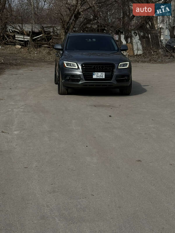 Позашляховик / Кросовер Audi Q5 2015 в Дніпрі