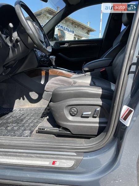 Внедорожник / Кроссовер Audi Q5 2010 в Харькове