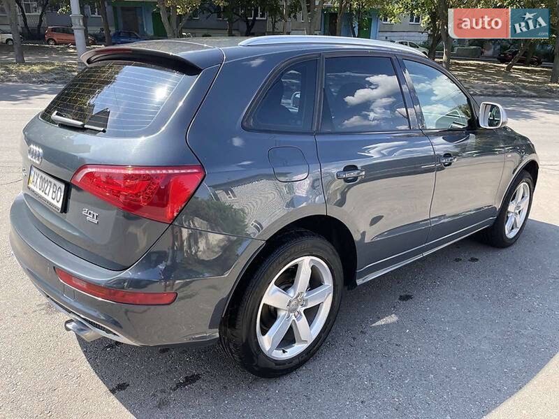 Внедорожник / Кроссовер Audi Q5 2010 в Харькове