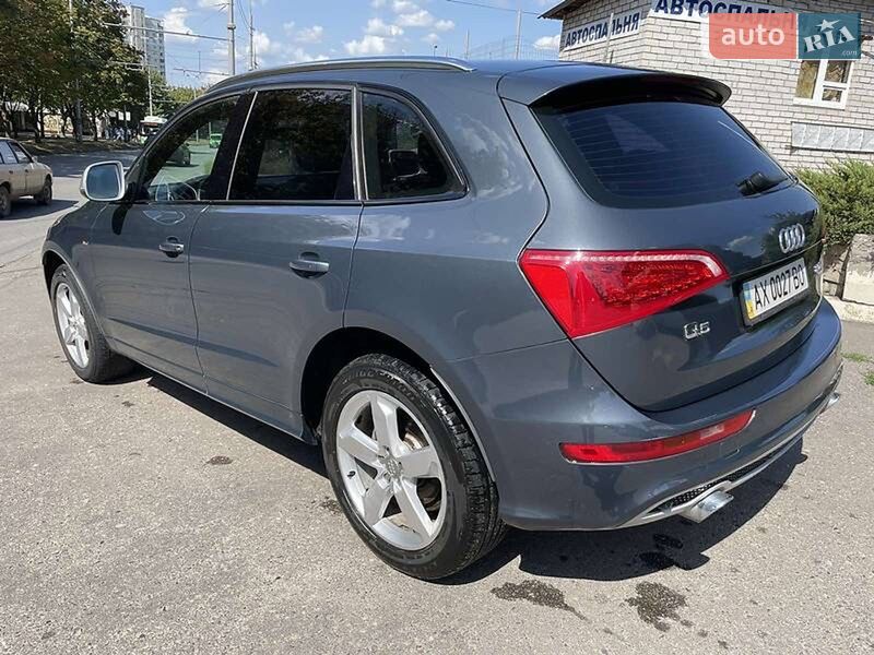 Внедорожник / Кроссовер Audi Q5 2010 в Харькове
