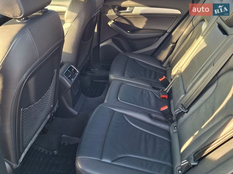 Внедорожник / Кроссовер Audi Q5 2016 в Умани