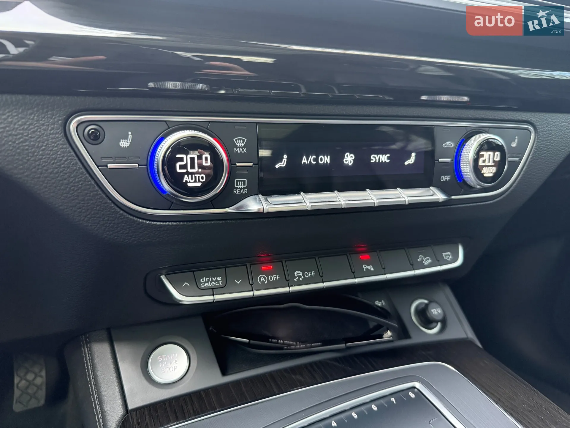 Audi Q5 2018 VIN WA1BNAFY7K2020096 фото оголошення 10 з 15