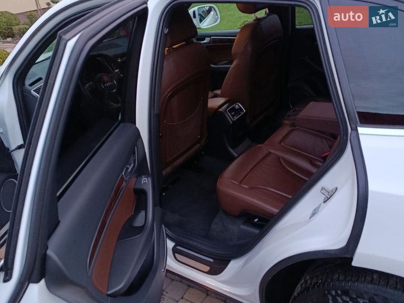 Внедорожник / Кроссовер Audi Q5 2014 в Ивано-Франковске