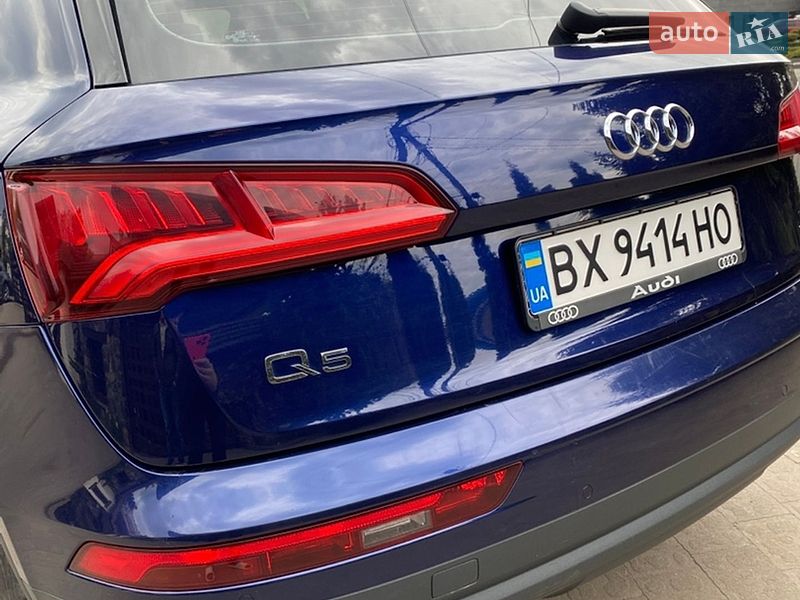 Внедорожник / Кроссовер Audi Q5 2017 в Хмельницком