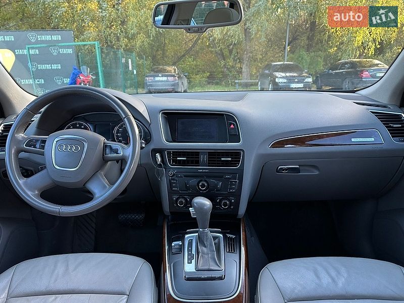 Внедорожник / Кроссовер Audi Q5 2011 в Хмельницком
