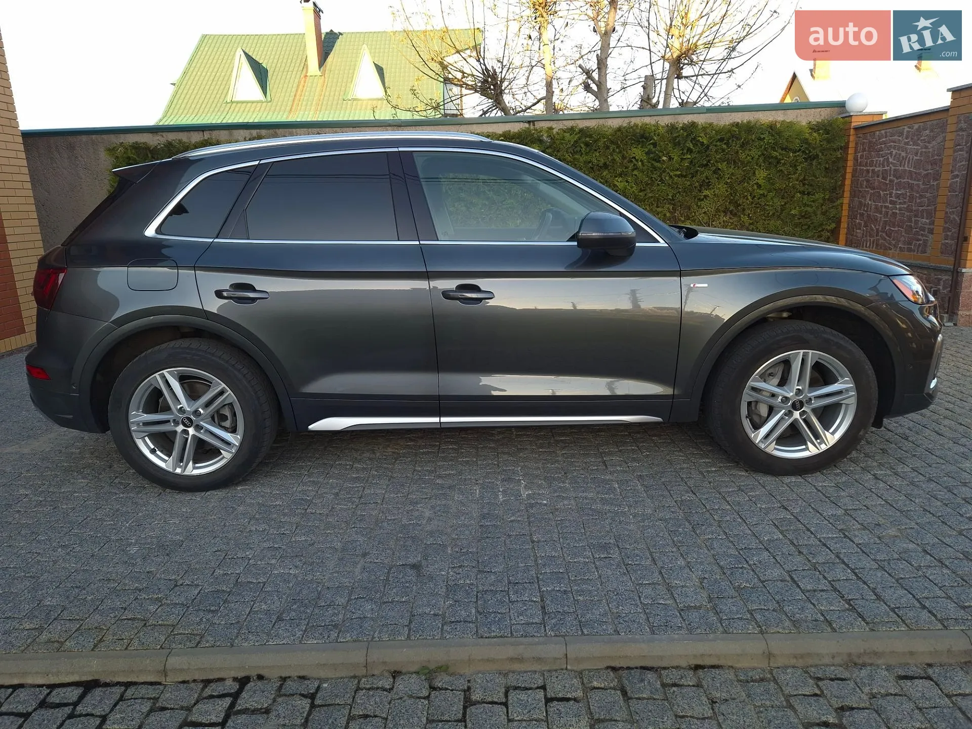 Audi Q5 2021 VIN WA1F2AFY4M2079748 фото оголошення 4 з 5