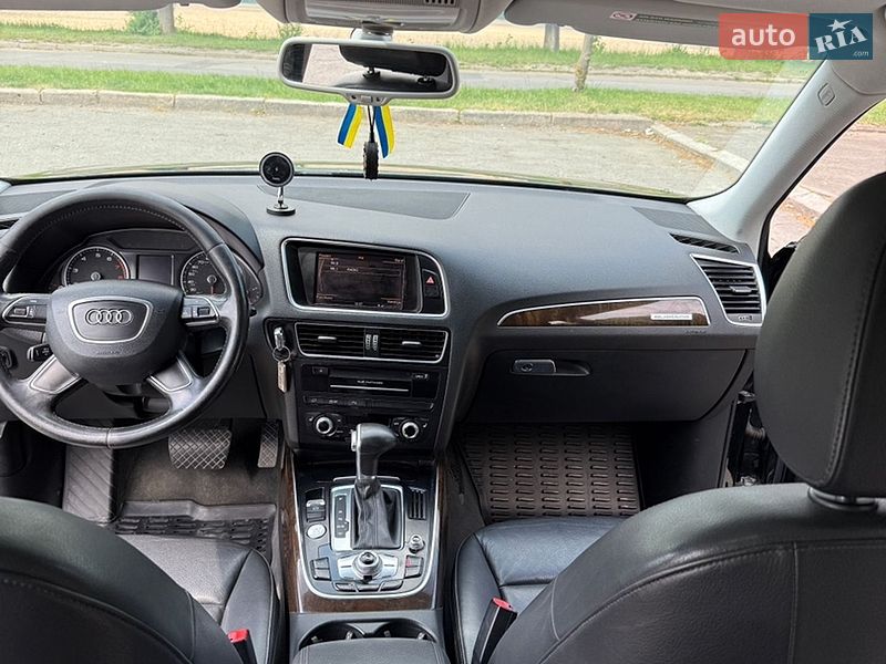 Позашляховик / Кросовер Audi Q5 2013 в Володимирі