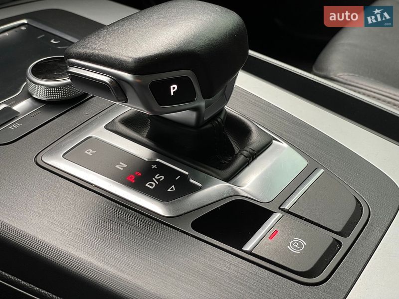 Позашляховик / Кросовер Audi Q5 2019 в Бердичеві