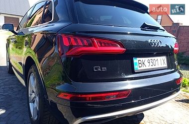 Внедорожник / Кроссовер Audi Q5 2018 в Костополе фото 11 Внедорожник / Кроссовер Audi Q5 2018 в Костополе