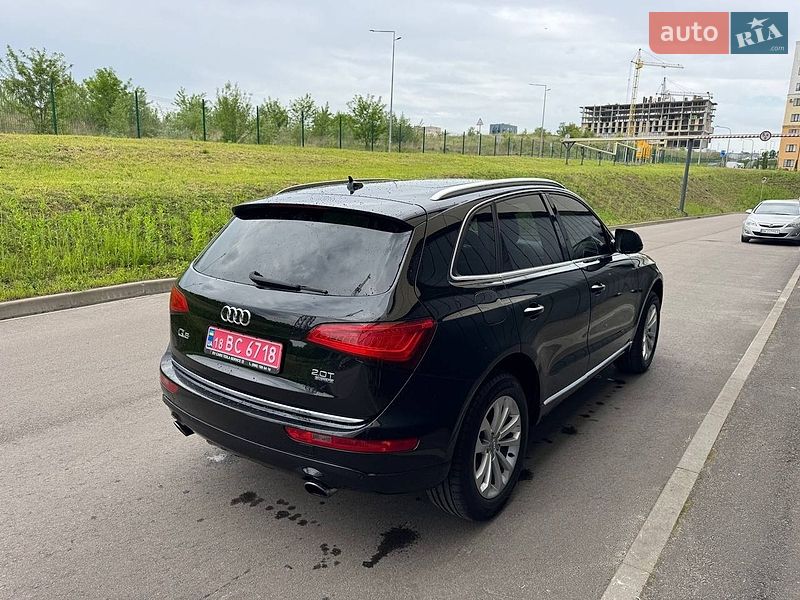 Позашляховик / Кросовер Audi Q5 2015 в Рівному