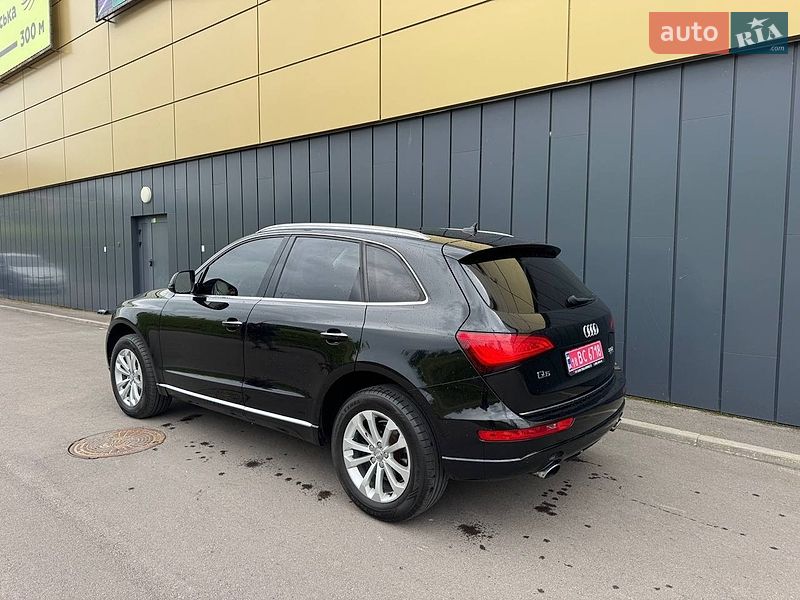 Позашляховик / Кросовер Audi Q5 2015 в Рівному