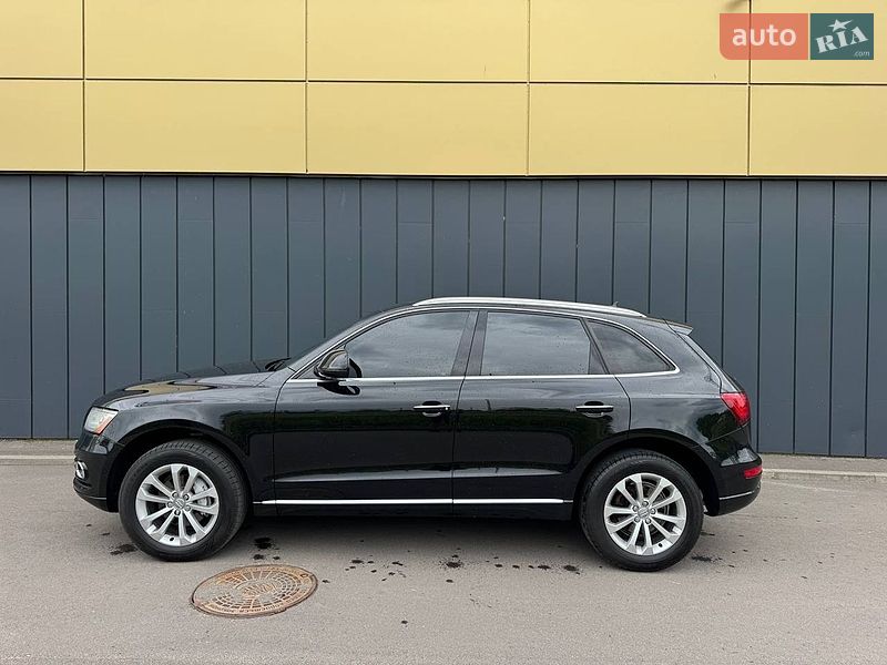 Позашляховик / Кросовер Audi Q5 2015 в Рівному