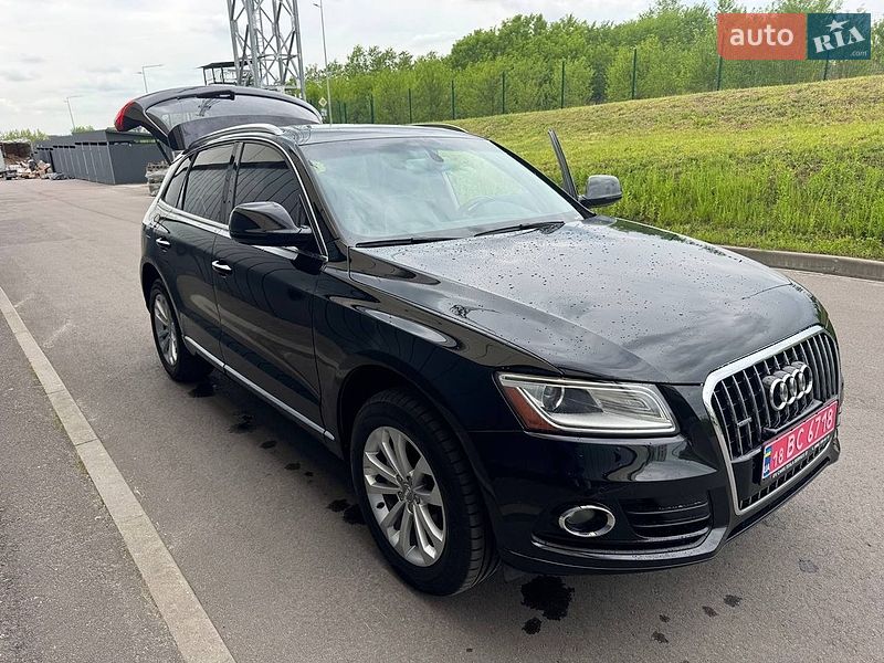 Позашляховик / Кросовер Audi Q5 2015 в Рівному