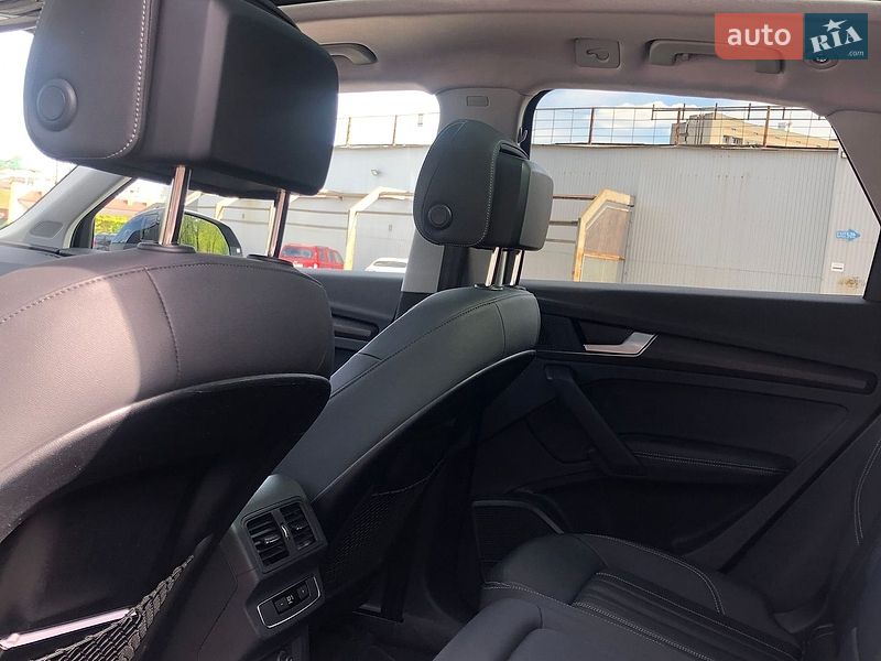 Позашляховик / Кросовер Audi Q5 2023 в Львові