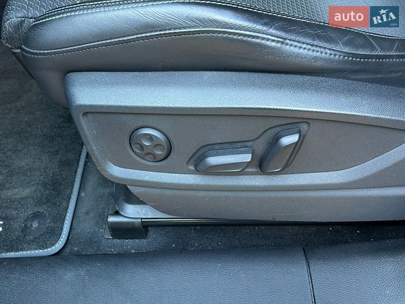 Внедорожник / Кроссовер Audi Q5 2021 в Львове
