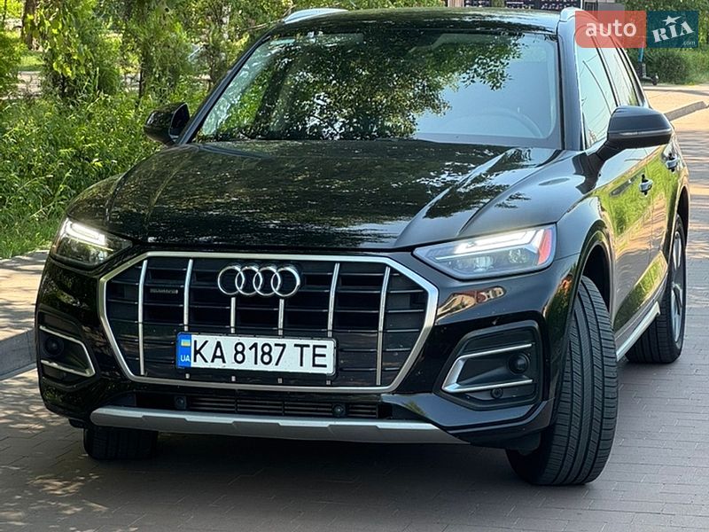 Внедорожник / Кроссовер Audi Q5 2022 в Киеве