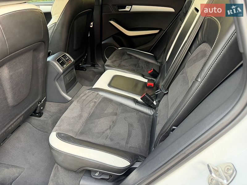 Позашляховик / Кросовер Audi Q5 2011 в Одесі