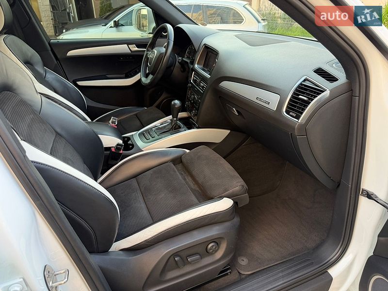 Позашляховик / Кросовер Audi Q5 2011 в Одесі