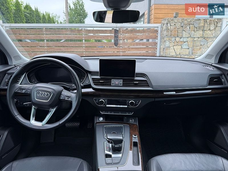 Внедорожник / Кроссовер Audi Q5 2018 в Стрые
