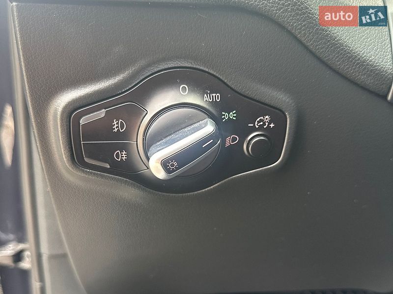 Внедорожник / Кроссовер Audi Q5 2016 в Стрые