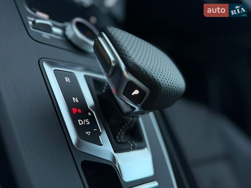 Внедорожник / Кроссовер Audi Q5 2019 в Киеве